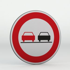 Dopravní značka B21a | Zákaz předjíždění